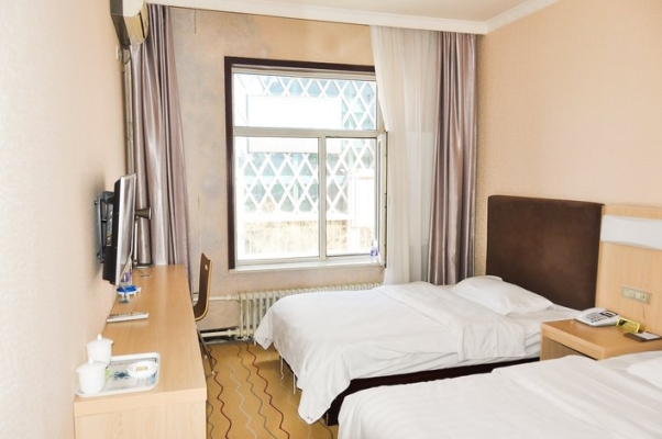 赤峰華聯(lián)地下超市電話號(hào)碼查詢-第1張圖片