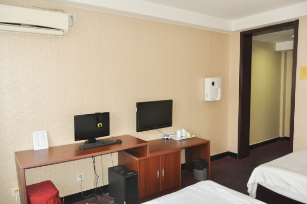 赤峰度假營(yíng)地電話多少號(hào)-第1張圖片