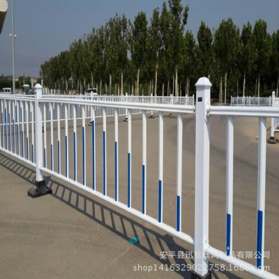 赤峰市市政護(hù)欄廠家電話號碼-第1張圖片