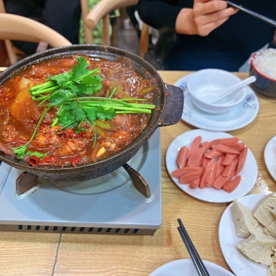 赤峰雞公煲天花板店電話號(hào)碼-第1張圖片