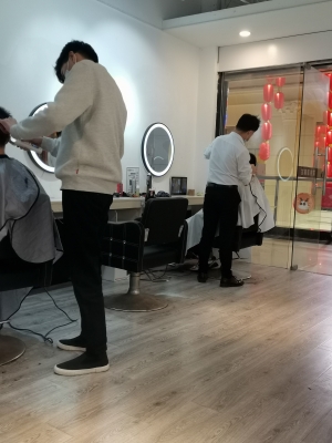 赤峰美約美發(fā)地址電話多少號-第1張圖片