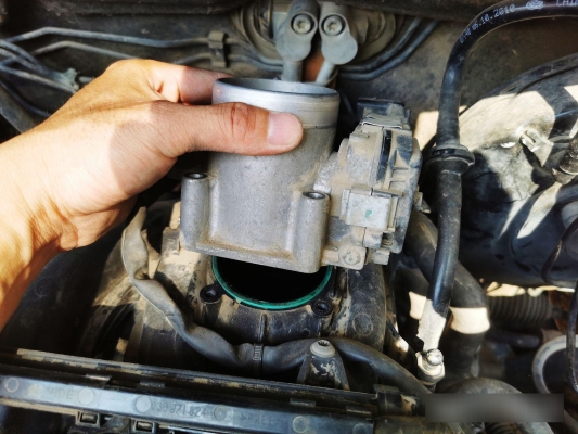 赤峰清理節(jié)氣門電話多少號-第1張圖片