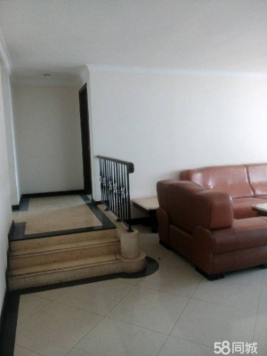 赤峰帝景華苑日租房電話號碼-第1張圖片