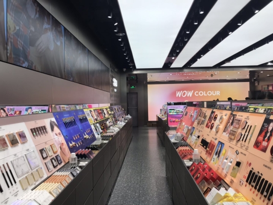 赤峰巴彥淖爾彩妝店電話號碼-第1張圖片