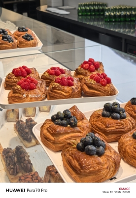 赤峰黑天鵝蛋糕地址電話號(hào)碼-第1張圖片