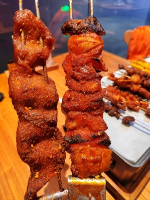 赤峰卷餅燒烤地址電話多少啊-第1張圖片