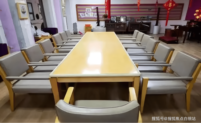 赤峰三人間餐廳電話(huà)號(hào)碼-第1張圖片