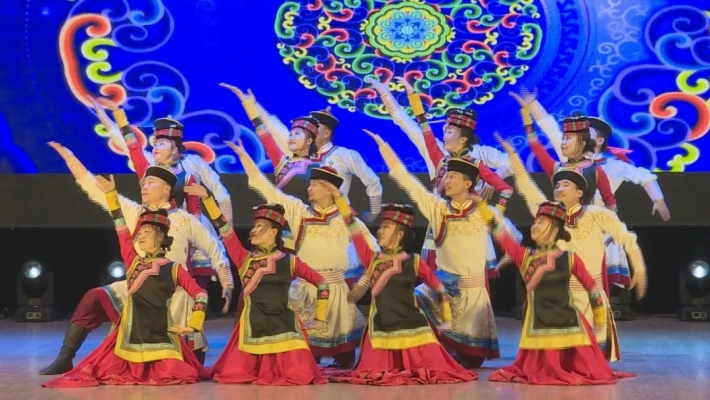 赤峰蒙族寫真團(tuán)購(gòu)電話號(hào)碼查詢-第1張圖片