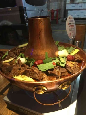 赤峰滿(mǎn)堂串吧訂餐電話(huà)號(hào)碼查詢(xún)-第1張圖片