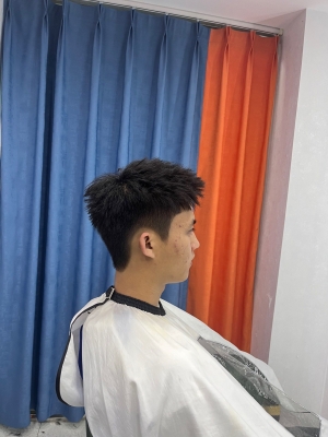 赤峰市星辰美發(fā)電話地址查詢-第1張圖片