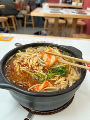 赤峰砂鍋燒烤店電話號(hào)碼多少-第1張圖片