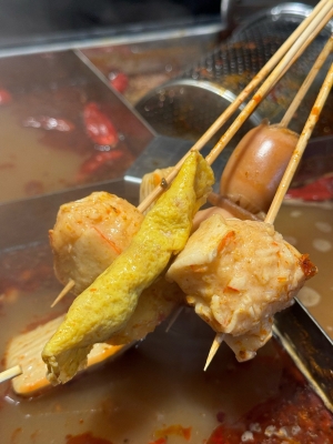 赤峰圍爐麻辣串店電話多少號-第1張圖片