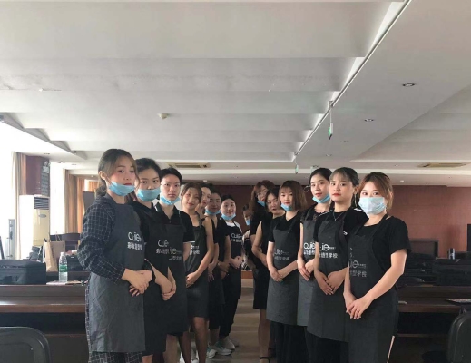 赤峰阿杰造型招聘電話是多少號-第1張圖片