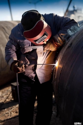 赤峰小閆二保焊工招聘電話號碼-第1張圖片