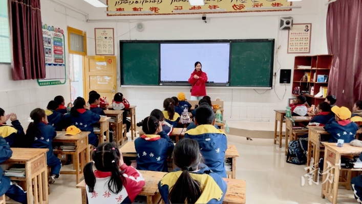 赤峰市韓師傅砂鍋店電話號碼-第1張圖片