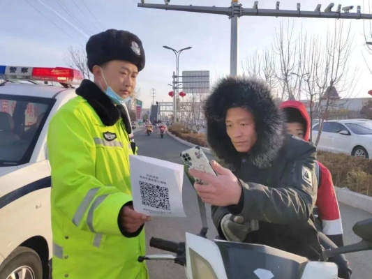 赤峰男子違章舉報(bào)電話號(hào)碼是多少-第1張圖片