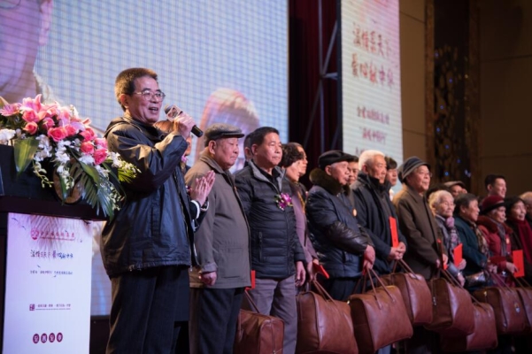 赤峰華華商貿(mào)公司地址電話號碼-第1張圖片