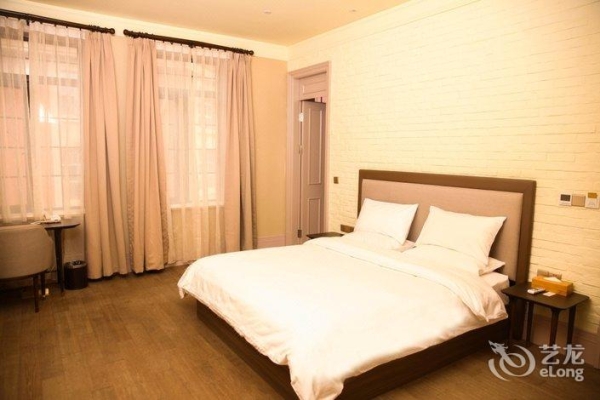 赤峰津?yàn)尘频觌娫捥?hào)碼查詢是多少-第1張圖片