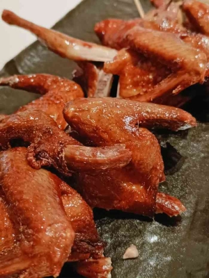 赤峰市維多利美食店電話號(hào)碼-第1張圖片