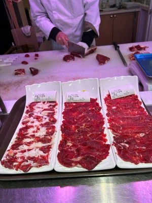 赤峰牛肉配送電話多少啊-第1張圖片