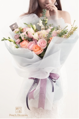 赤峰市天山鮮花團(tuán)購(gòu)電話號(hào)碼-第1張圖片