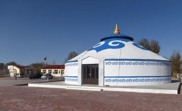 赤峰巧手制衣廠地址電話號碼-第1張圖片