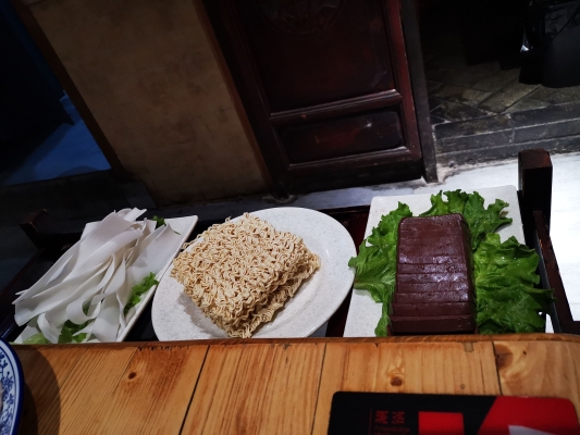 赤峰二手涮鍋?zhàn)雷邮袌?chǎng)電話號(hào)碼-第1張圖片