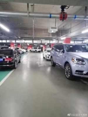 赤峰貨運(yùn)停車場(chǎng)電話多少號(hào)-第1張圖片