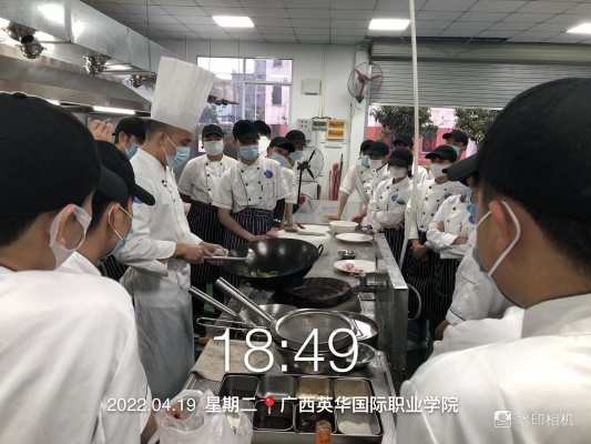 赤峰市改刀配菜招聘電話(huà)號(hào)碼-第1張圖片