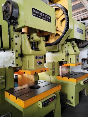 赤峰回收舊電瓶電話號碼多少-第1張圖片