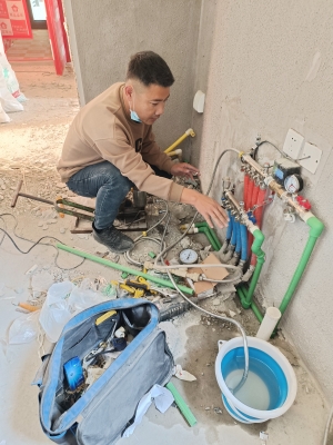 赤峰市專業(yè)安門師傅電話號(hào)碼-第1張圖片