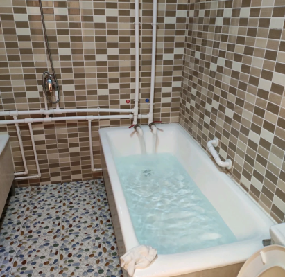 赤峰風(fēng)陵渡洗浴電話號(hào)碼多少-第1張圖片