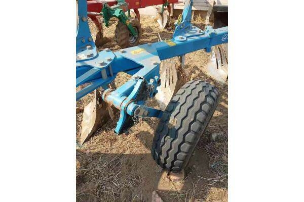 赤峰王成農(nóng)機(jī)公司地址電話號(hào)碼-第1張圖片