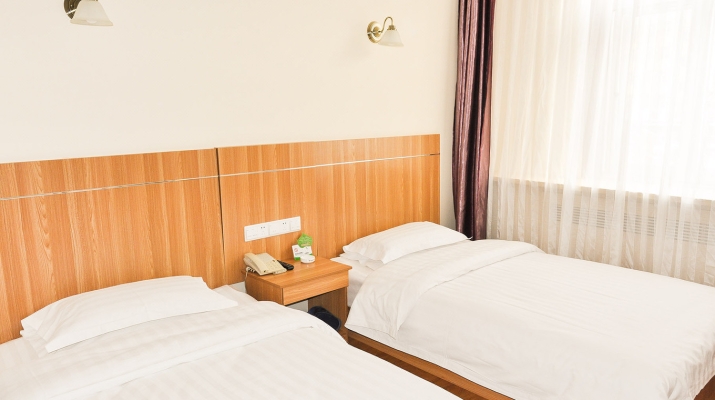 赤峰平莊鎮(zhèn)中醫(yī)院電話號(hào)碼-第1張圖片