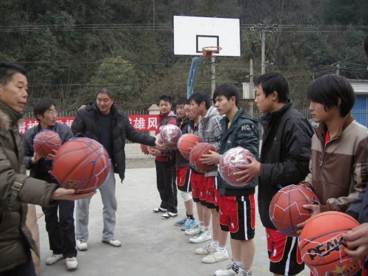 赤峰九中籃球館電話多少號-第1張圖片