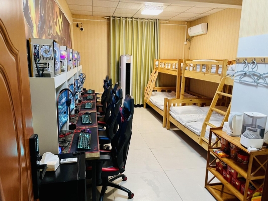 赤峰萬(wàn)達(dá)電競(jìng)賓館電話號(hào)碼-第1張圖片