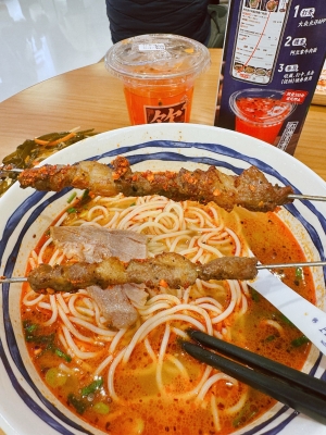 赤峰解放街牛肉面館電話號碼-第1張圖片