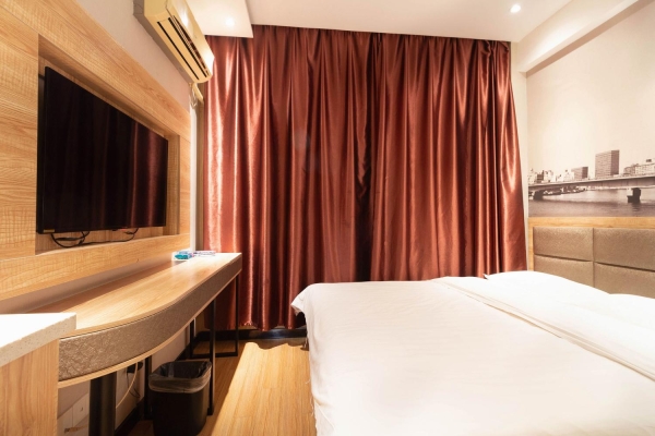 赤峰火車站站前飯店電話號碼-第1張圖片