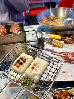 赤峰地毯燒烤店電話號(hào)碼多少-第1張圖片