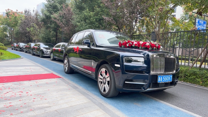 赤峰附近婚車(chē)租賃電話(huà)多少號(hào)-第1張圖片