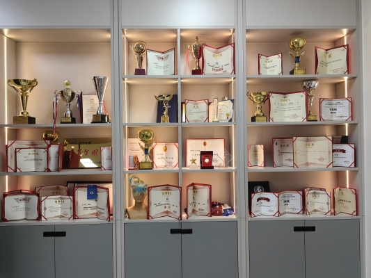 赤峰媽媽彩妝專賣店電話號碼-第1張圖片