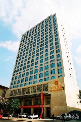 赤峰林西聯(lián)通營(yíng)業(yè)廳電話號(hào)碼-第1張圖片