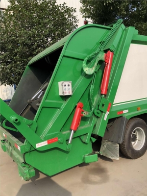 赤峰搖臂垃圾車廠家電話號(hào)碼-第1張圖片