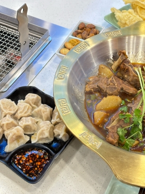 赤峰沁園羊蝎子店電話地址查詢-第1張圖片