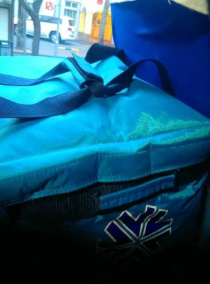 赤峰賣沖鋒衣的地方電話號碼-第1張圖片