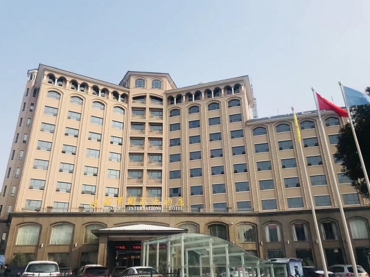 赤峰賽娜酒店電話多少號碼-第1張圖片