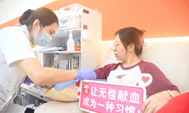 赤峰市醫(yī)院獻(xiàn)血屋電話查詢號(hào)碼-第1張圖片