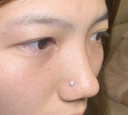 赤峰眉釘穿孔醫(yī)生電話是多少號(hào)-第1張圖片