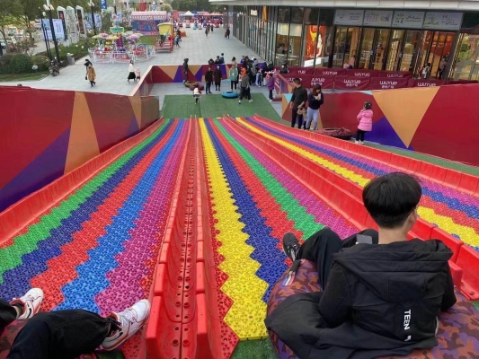 赤峰彩虹滑道夜市電話(huà)多少號(hào)-第1張圖片