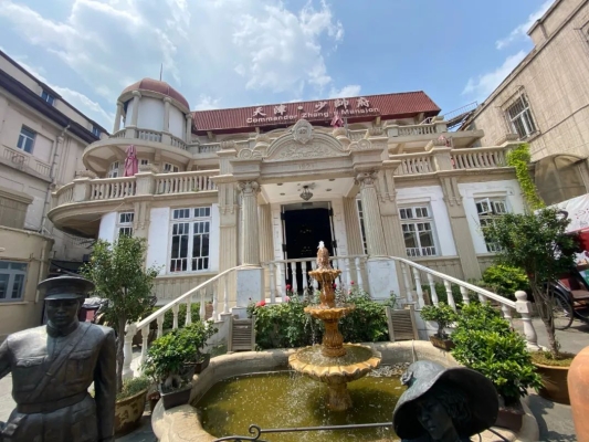 赤峰八號(hào)民宿地址電話號(hào)碼-第1張圖片